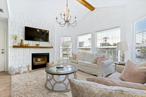 Beachside Elegance: Pool Spa Luxury Retreat Sun Beach Club 888